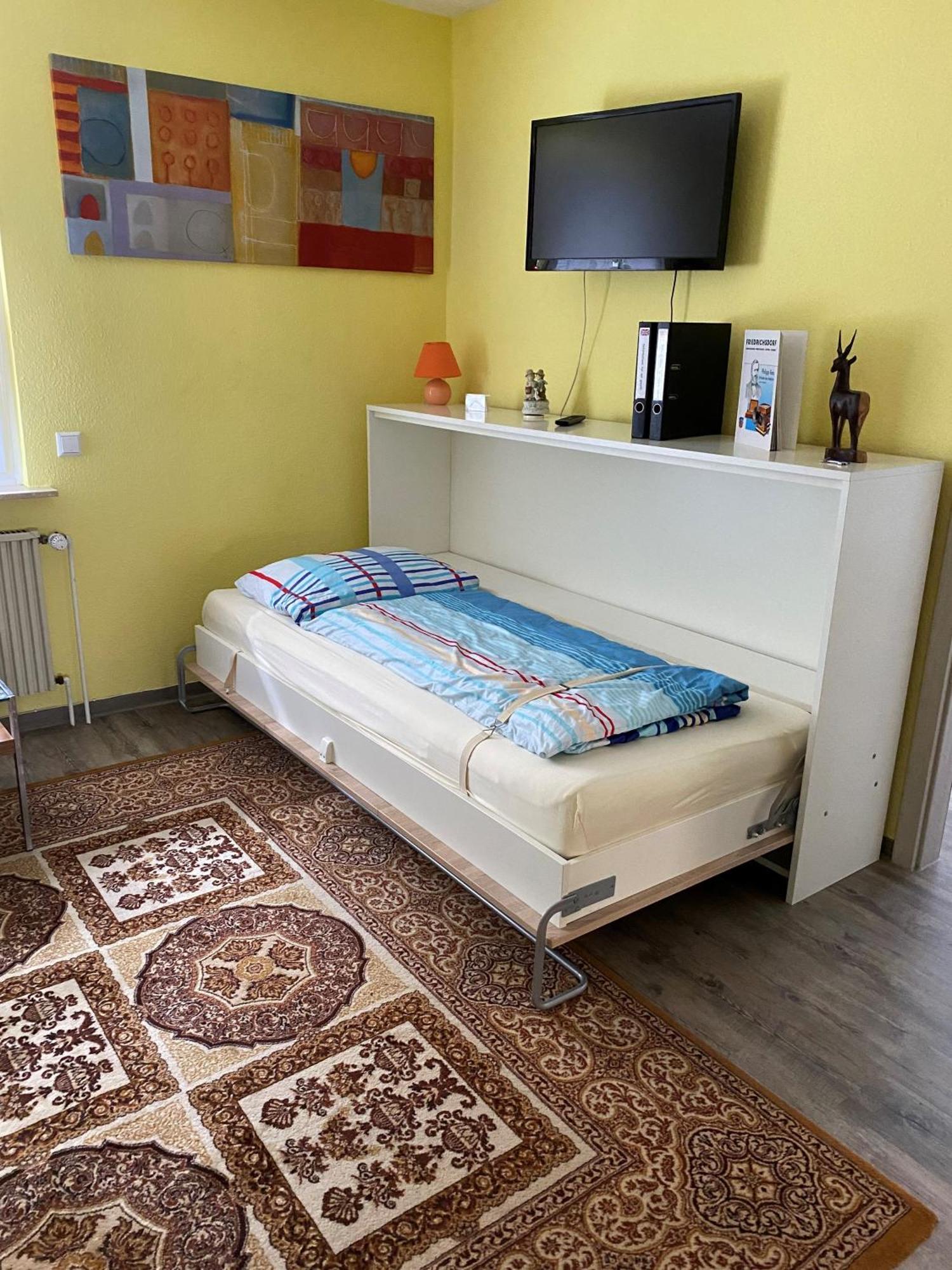 Ferienwohnung Pfeifer Friedrichsdorf Ngoại thất bức ảnh